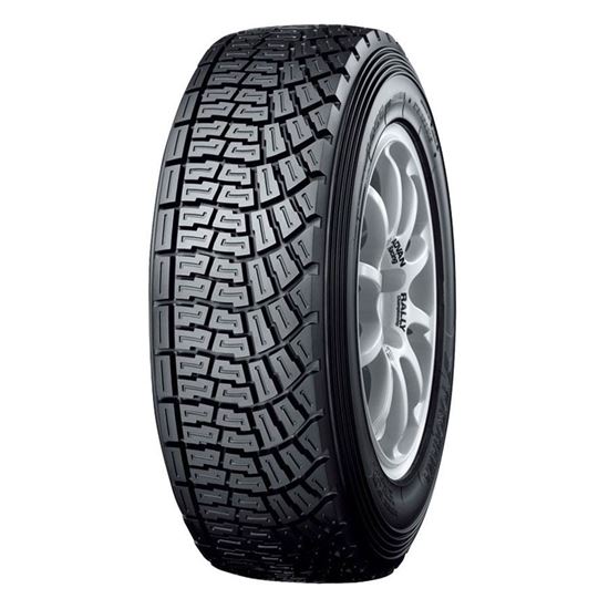 Picture of 180/650R15 A053 P30 COMPOUND